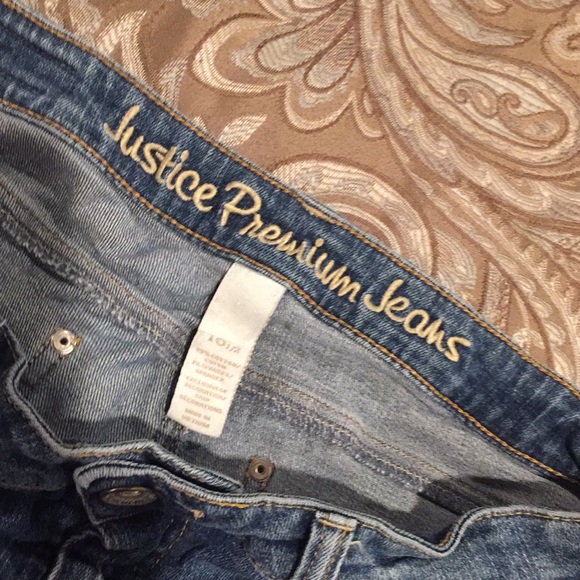 Justice rolled sewn cuff shorts 16 1/2 - Picture 3 of 7